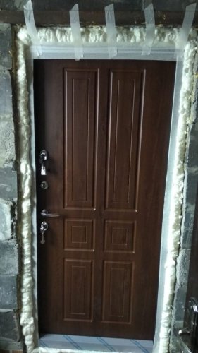 Входная дверь Snegir-20 RAL 8019 KT Орех грецкий S20-08 фото 3