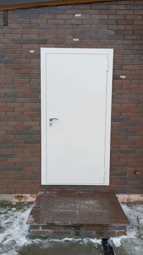 Белая входная дверь Z-1 White металл-металл фото 17